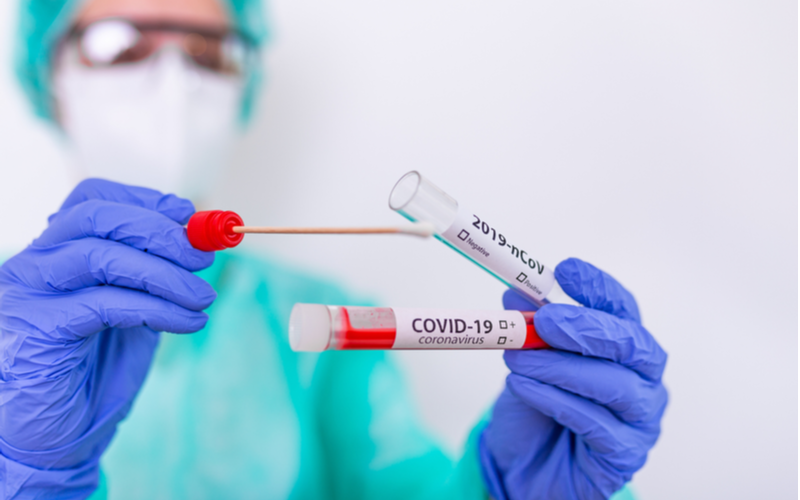 Când este recomandat testul PCR și când facem testul pentru depistarea anticorpilor?