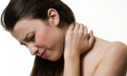 slabiciune generala dureri de cap articulare