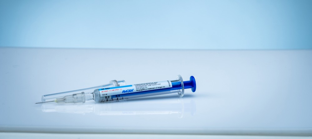 Flacon cu medicament injectabil utilizat in tratamente medicale specializate