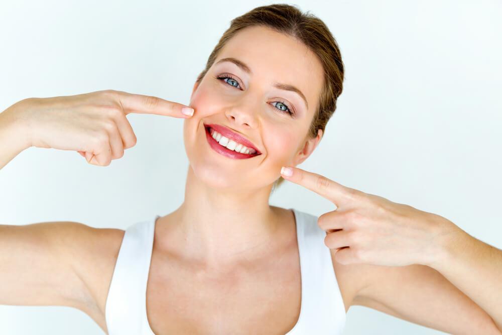 Secretele albirii dinților: sfaturi și proceduri recomandate