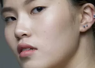 asimetria faciala devina mai accentuata pe masura ce imbatranim