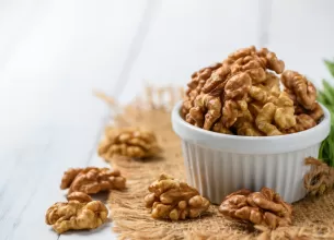 nuci beneficii recomandari contraindicatii