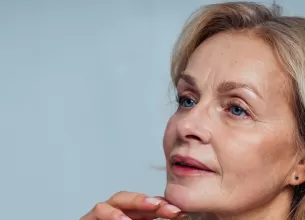 Tenul unei femei aflate la menopauza