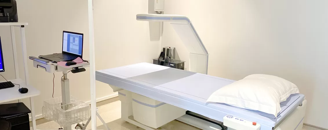 Echipament DEXA