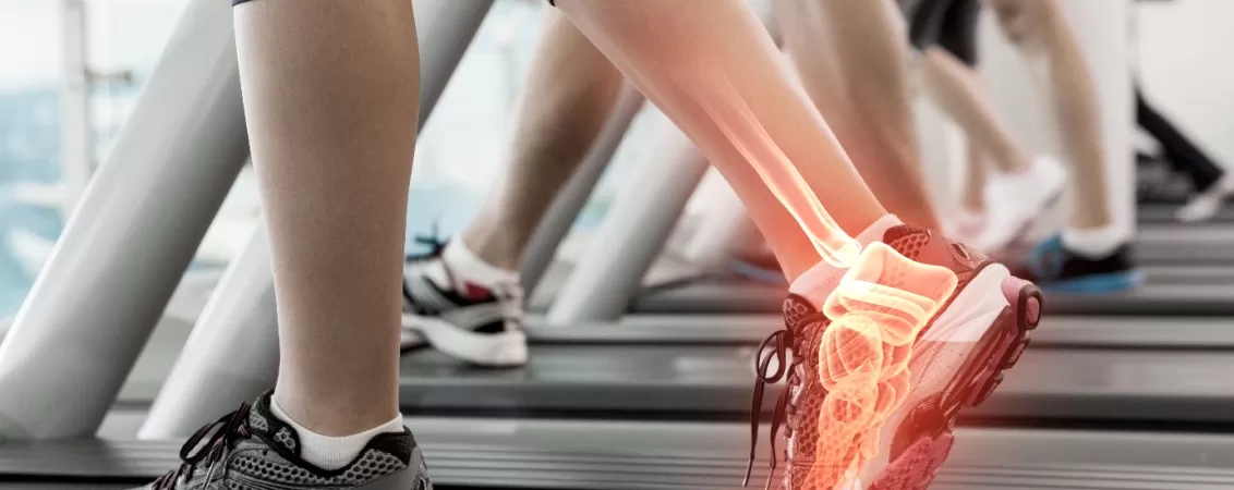 Persoana care face sport pentru oase sanatoase