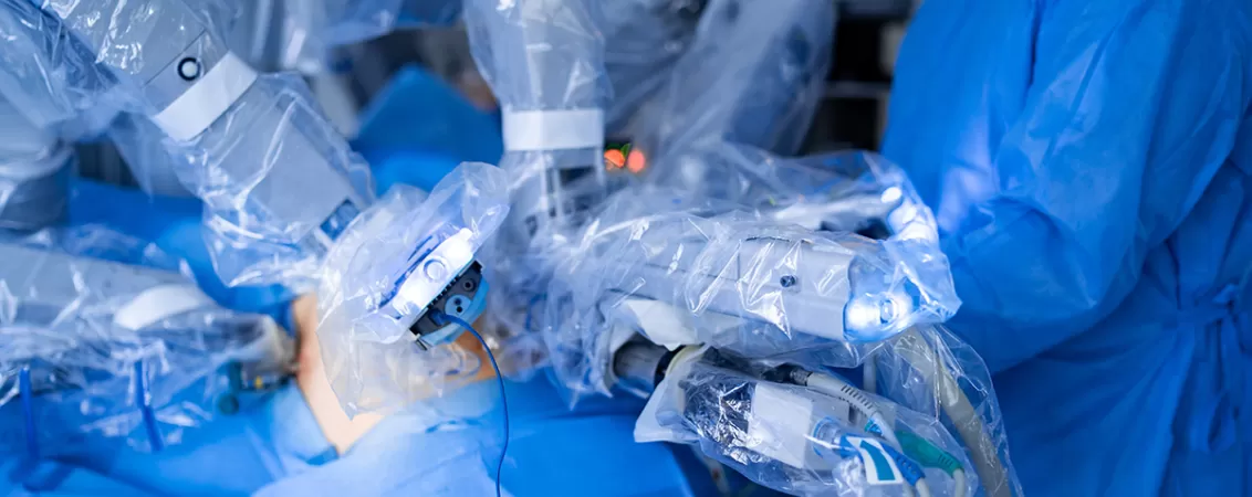 Sistem robotic in timpul unei interventii chirurgicale