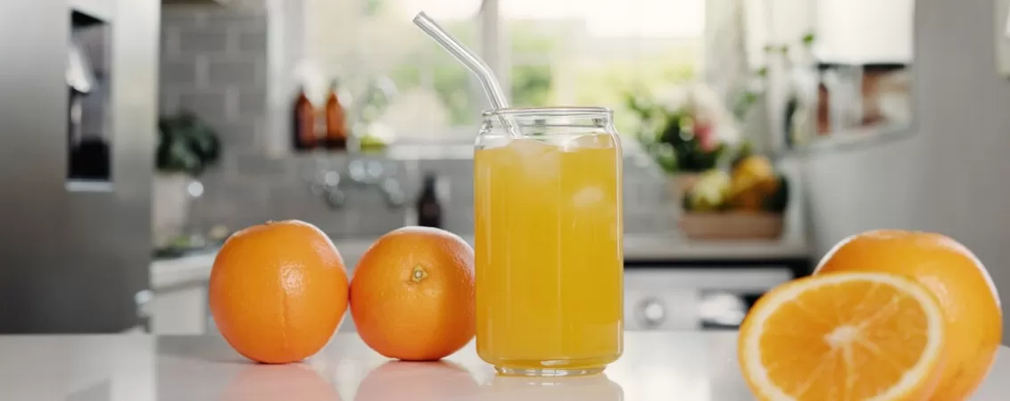 Suc de portocale si portocale intregi