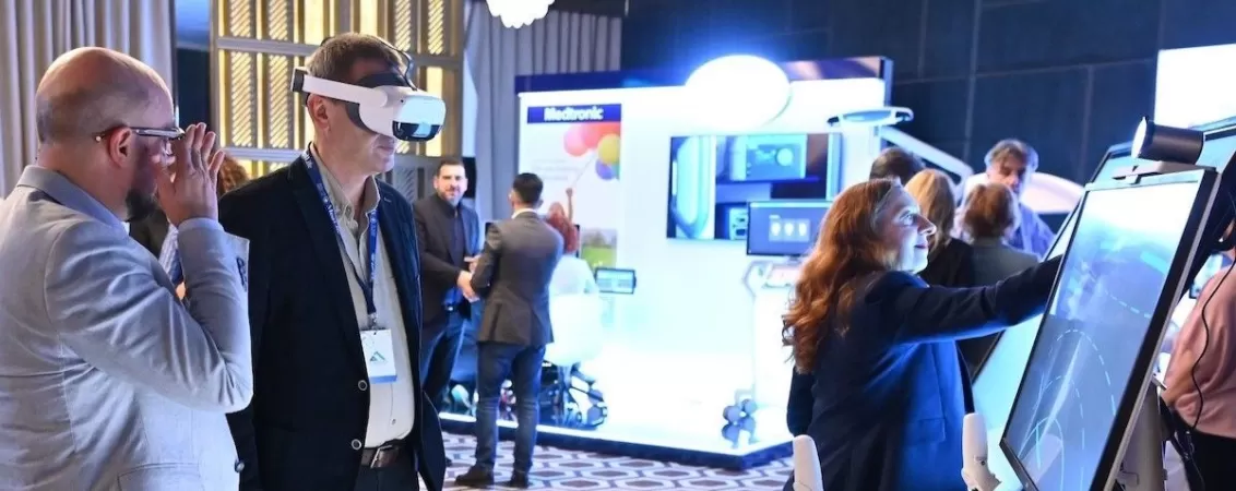 VR in expozitie MedLife