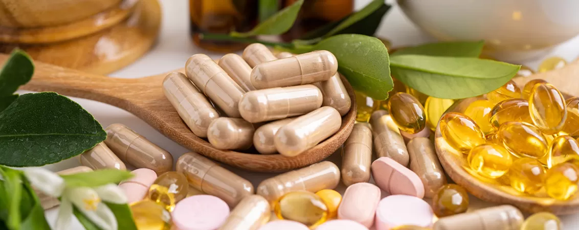 Capsule naturale si plante medicinale folosite in medicina alternativa si suplimente.