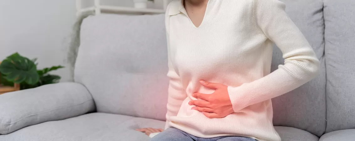 Femeie cu durere abdominala si disconfort gastric.