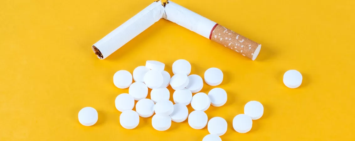 Tigara rupta si comprimate medicamentoase imprastiate