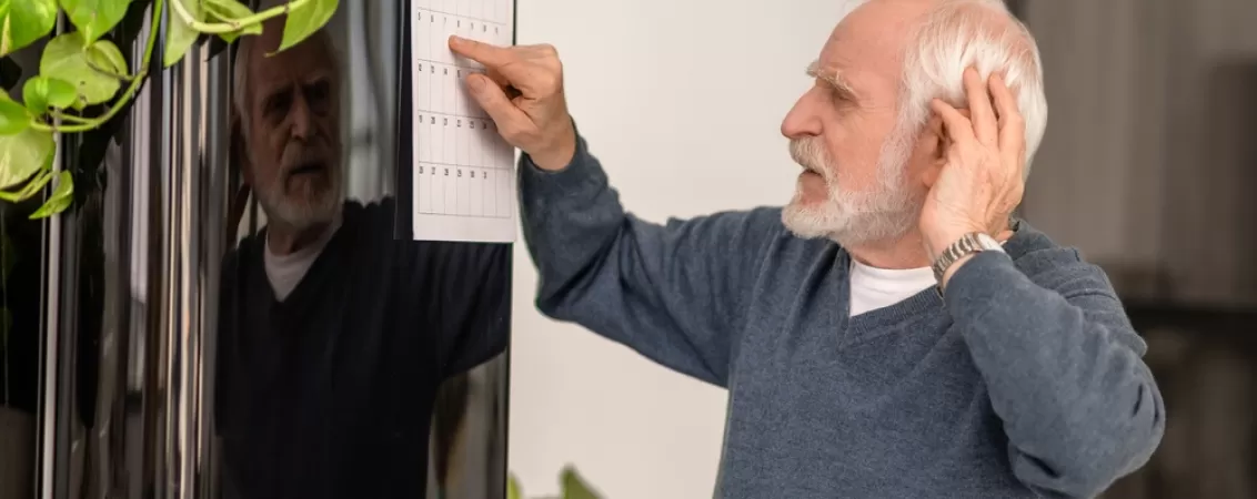 Pacient participa la exercitii pentru recuperarea si antrenarea functiilor memoriei