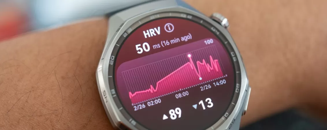 Ceas inteligent care afiseaza variabilitatea ritmului cardiac