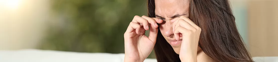 Pacienta cu edem palpebral si mancarime la nivelul pleoapei