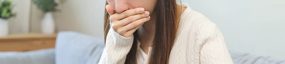 Femeie care sufera de frica de voma si senzatie de voma