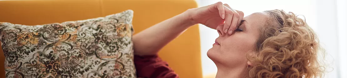 Femeie obosita cu simtome de hiponatremie