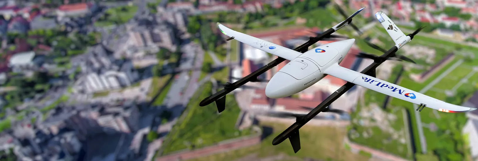 Medlife transporta probe de laborator cu drone