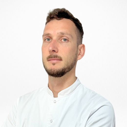 Doctor Dr. Mucenicu-Lăcătușu Sebastian